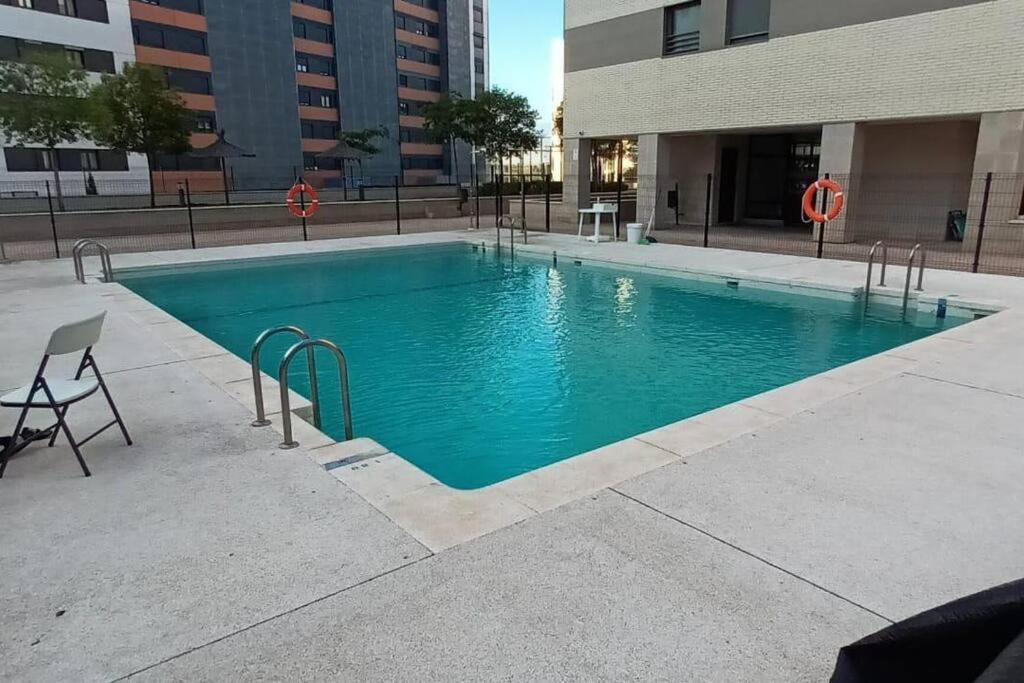 شقة Valdebebas Con Garaje Gimnasio Y Piscina مدريد المظهر الخارجي الصورة