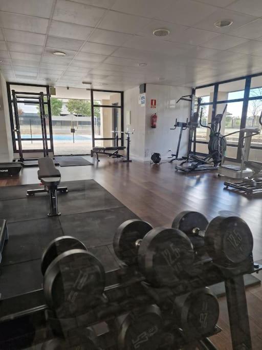 شقة Valdebebas Con Garaje Gimnasio Y Piscina مدريد المظهر الخارجي الصورة